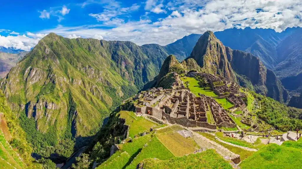 Machu Picchu Circuits: Which circuit is best for Machu Picchu? 🦙