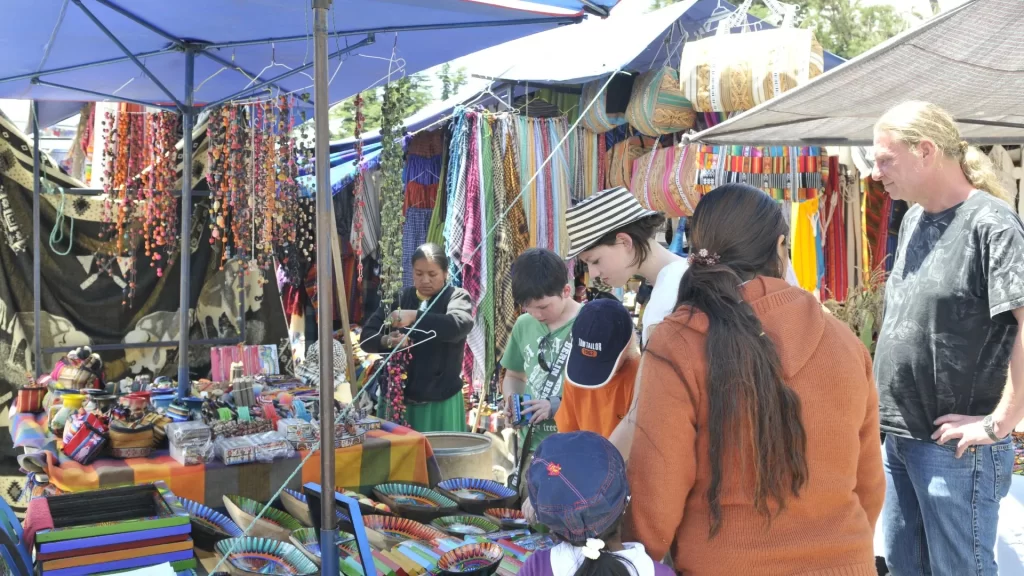 Otavalo market shines with vibrant colors and authentic Andean crafts-Ecuadorian Andes travel 