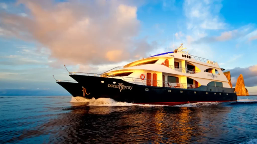 OceanSpray cruise-Galapagos cruise vs land based