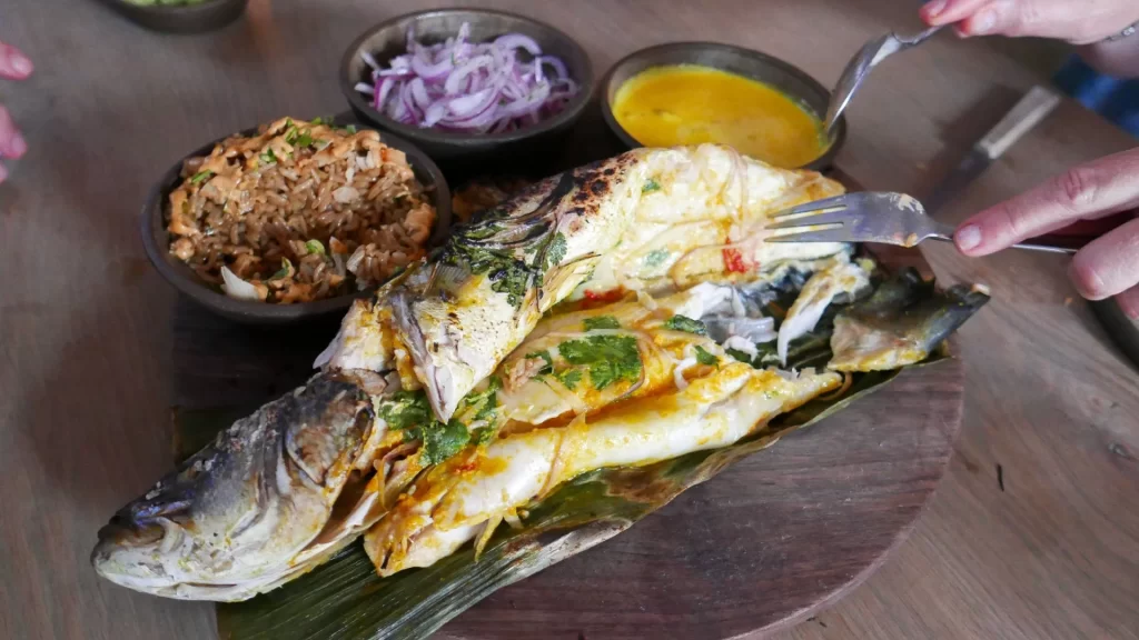 Patarashca open, ready to enjoy its Amazonian flavor-Leticia Amazon