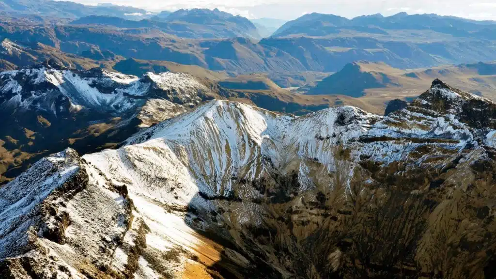 Snow-capped peaks of Nevado del Quindío-Quindío identity